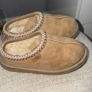 Color is discontinued (regenerate) taken care of well great condition